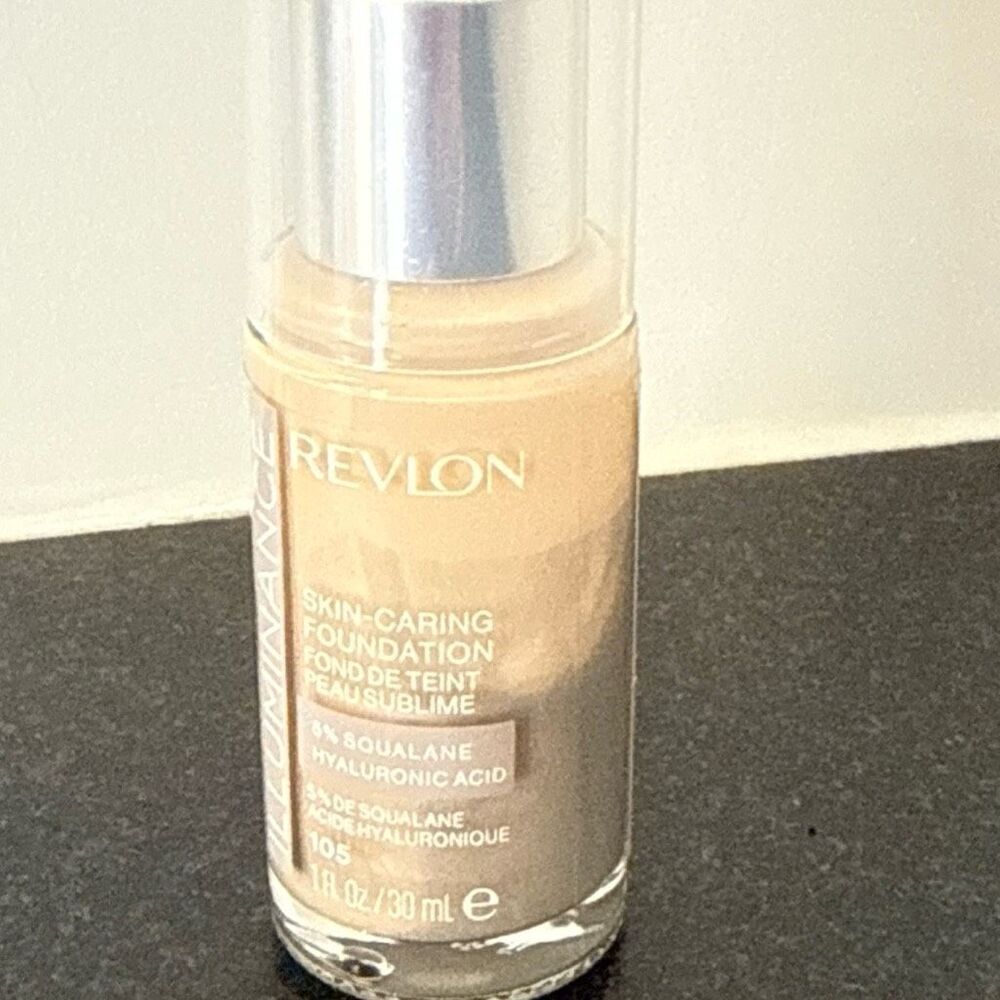 Revlon Illuminance Skin Caring Liquid Foundation 105 Cream Ivory 1 fl oz